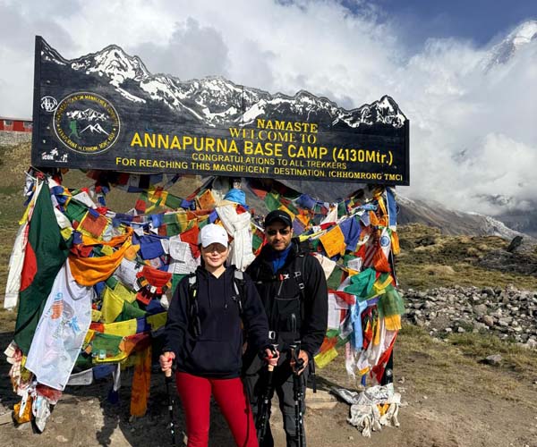 Excellent agency to trek in Nepal 1 Joseba and Ratnaphat